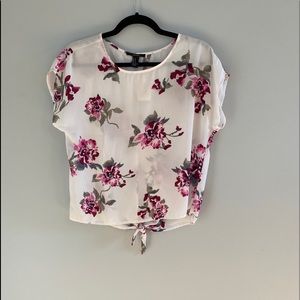 NWT Forever 21 Floral Short Sleeve Tie Blouse